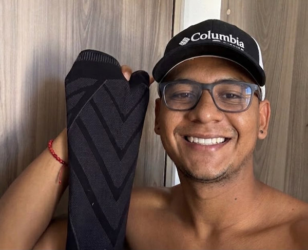 Jhon F.